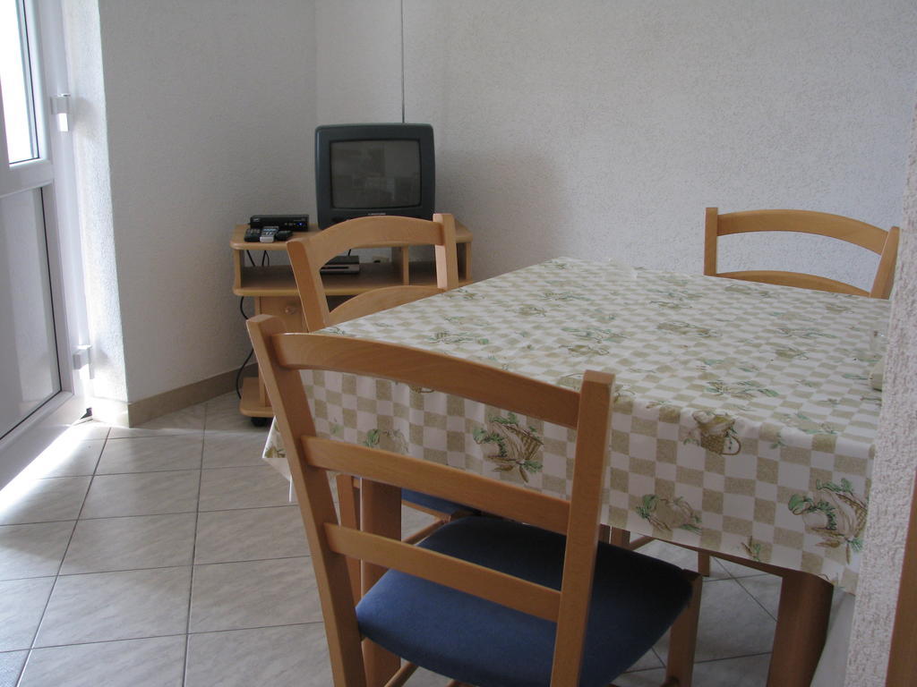 Apartments Jerica Bol Pokój zdjęcie